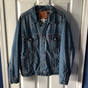 Vintage Levi’s jean jacket